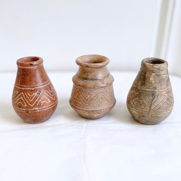Set/Lot of 3 Pieces Vintage Miniature Clay Ceramic Vases 4in. Tall Art Souza EUC - Picture 6 of 12